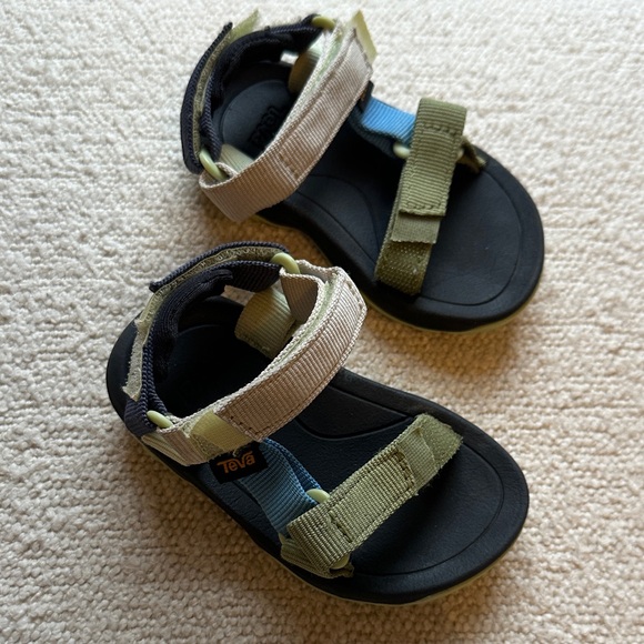 Teva Kids Hurricane XLT 2 Sandals - Picture 4 of 11